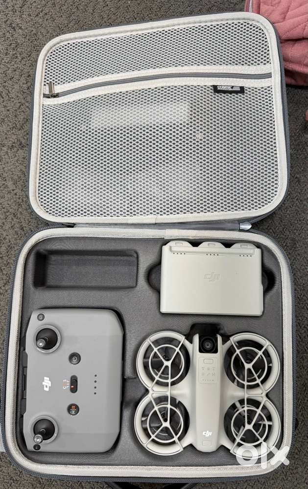 Dji neo drone combo ( 4 batteries , 1 RC )