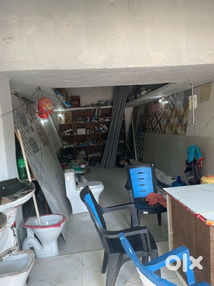 Shop available for rent