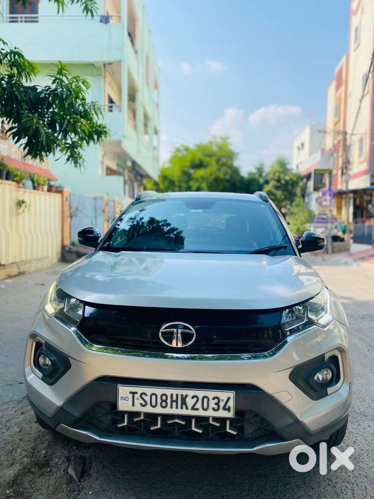 Tata Nexon 1.2 Revotron XZA Plus, 2020, Petrol
