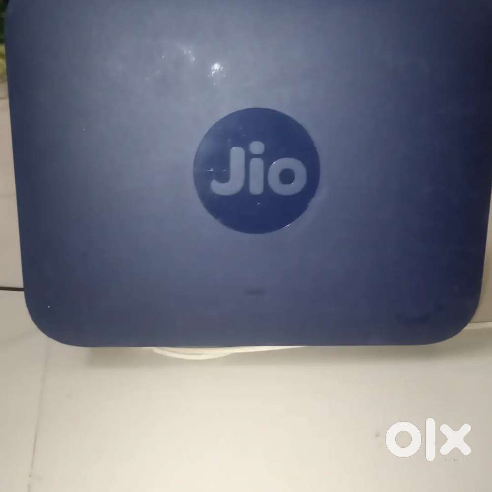 JioFiber Wi-Fi router.