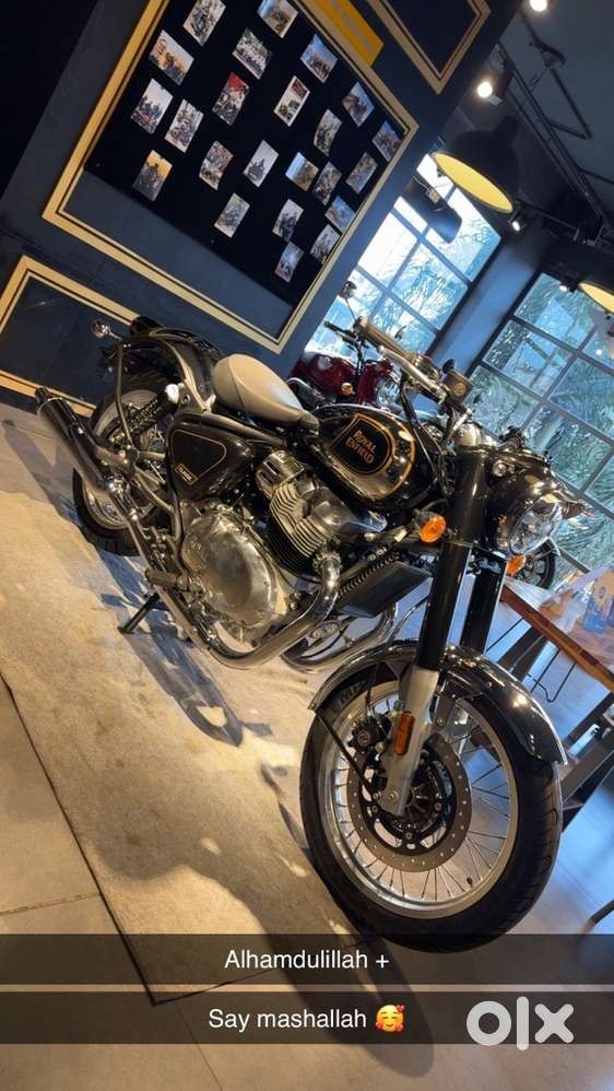 2025, showroom condition , classic 650,