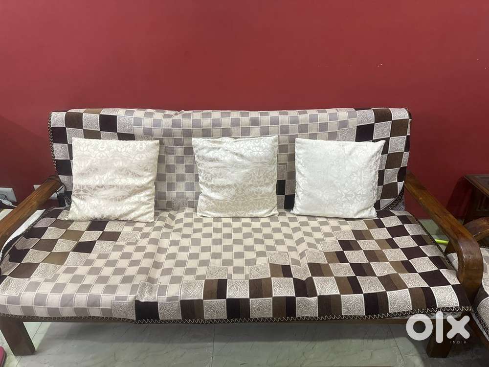 Wooden sofa , 3 by 2 , with cushion and sofa matteress