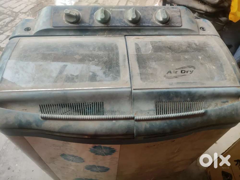 8 year old machine of PANASONIC COMPANY - SEMI AUTOMATIC MACHINE