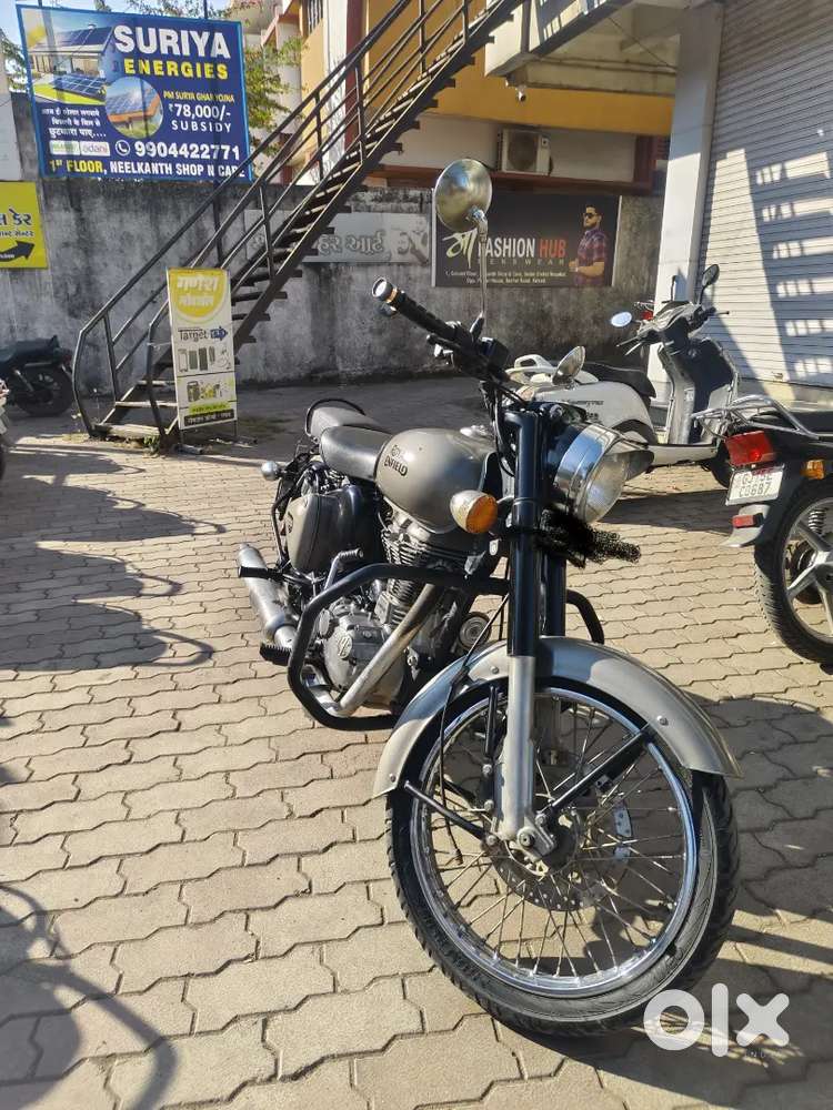 Royal Enfield classic 350 first owner 19000 km running