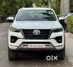 Toyota Fortuner 4X4 AT 2.8 Diesel, 2023, Diesel