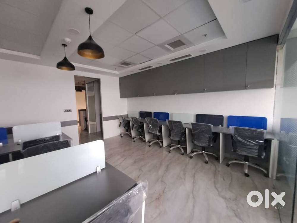 Fully Furnished Office Space Available on Lease at Noida Expressway