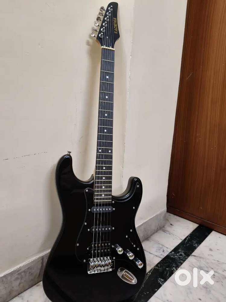 ASTROMAN SERIES ELECTRIC GUITAR + AMPLIFIER