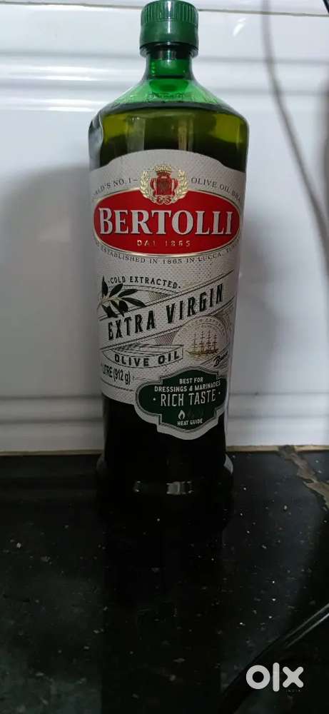 Bertolli Extra Virgin Olive Oil, 1L – Pure Olive Oil, Healthy Cooking