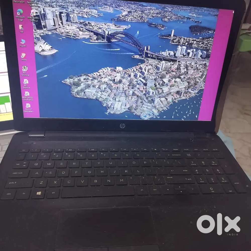 LAPTOP I3 INTEL WINDOWS 10,15.6 screen