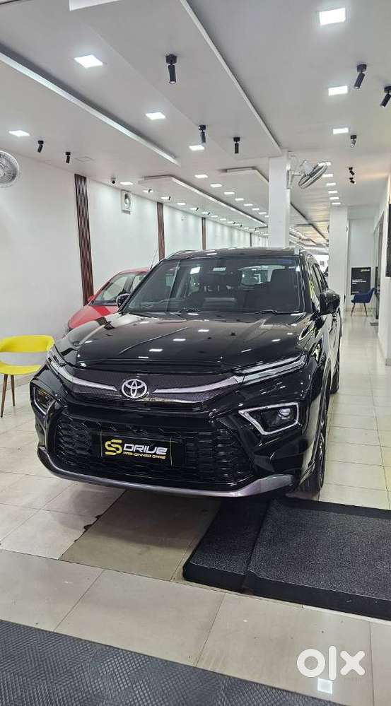 Toyota Urban Cruiser Hyryder 1.5 V Hybrid, 2024, Petrol