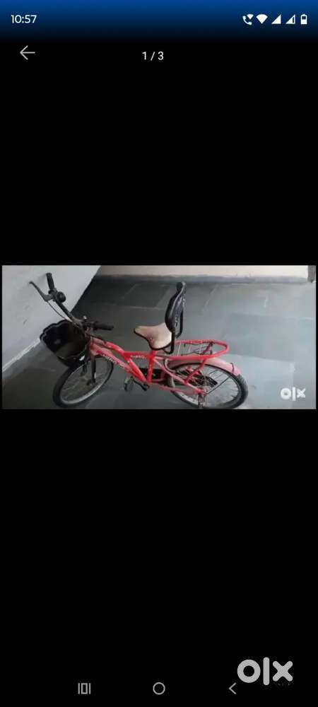 Good condition cycle for girls or boys both 6 to 9 year old kids