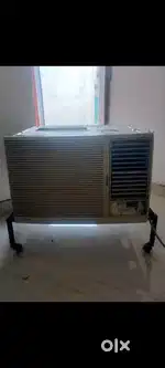 Window AC All ok 7year old