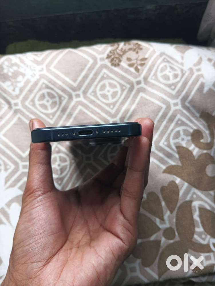 Iphone 15 pro 512 GB Blue Titanium and airpods 2nd gen combo