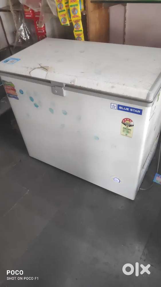 Icecream blustar fridge