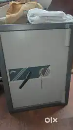 Office Furniture & Accesories