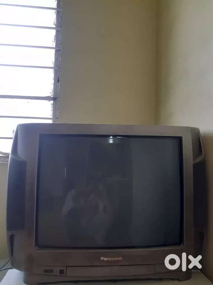 બંધ હાલતમાં પાનાસોનિક જૂનું ટીવી વેંચવાનું છે.
