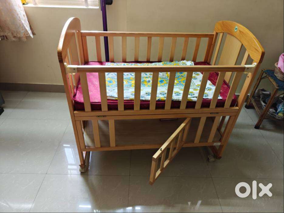 BABYHUG Florence Cot /Crib
