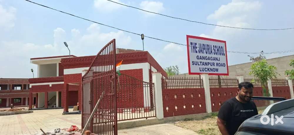 For sale Sultanpur highway gosaiganj to gangagunj