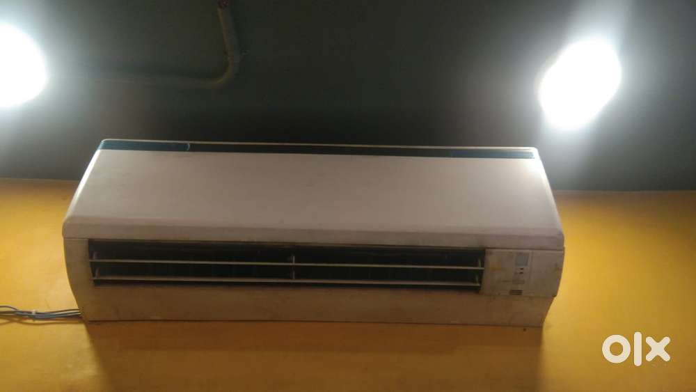 Daikin AC 1.5 ton