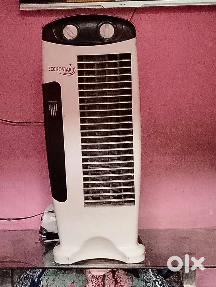 tower fan working