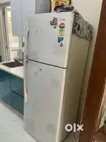 Lg 350L double door fridge