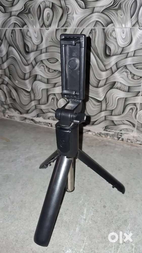 Selfie Stick With Remote