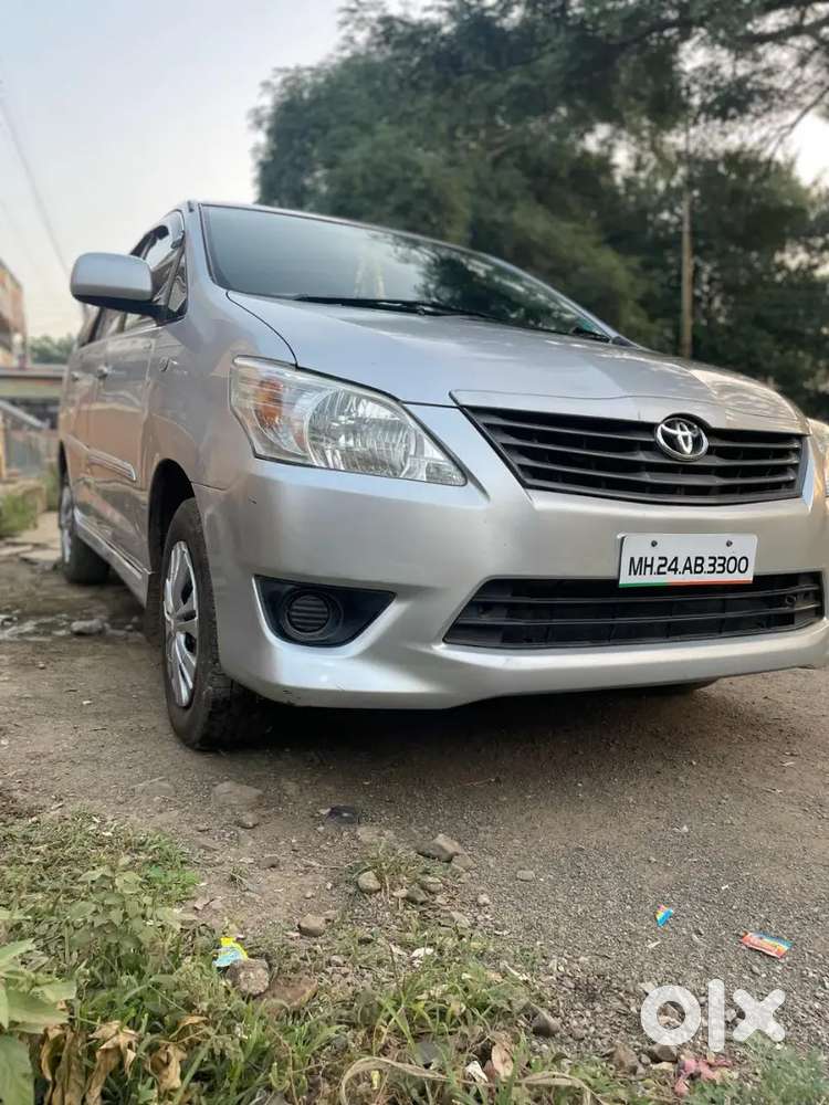 Toyota Innova 2012 Diesel Well Maintained