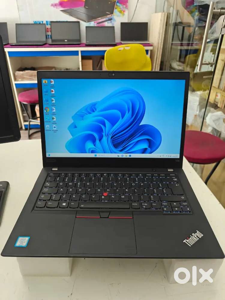 UNBEATABLE PRICE LENOVO THINKPAD T490  i5 8Th GENRATION 16/256