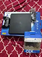 PlayStation (ps4 slim)