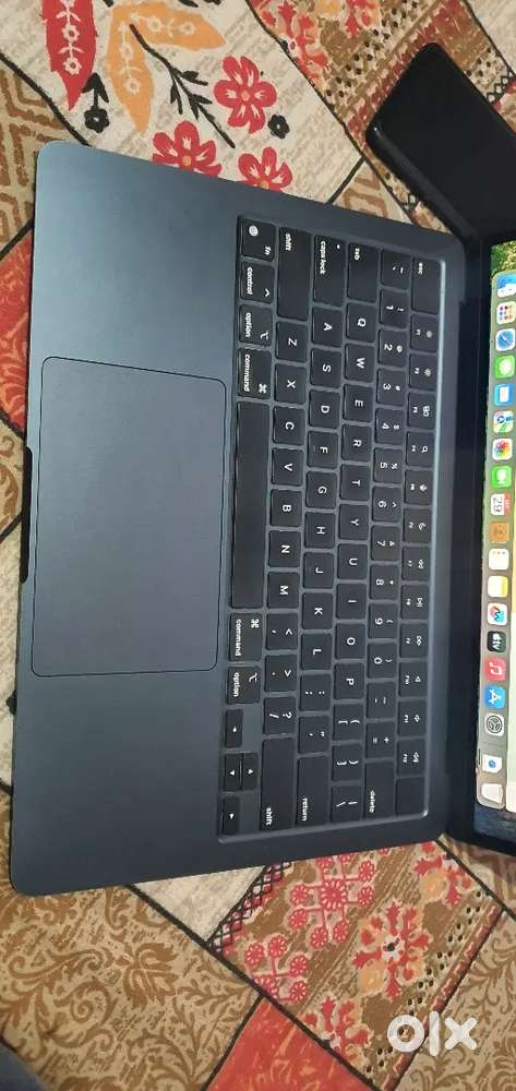 Apple macbook M2 Air 2022