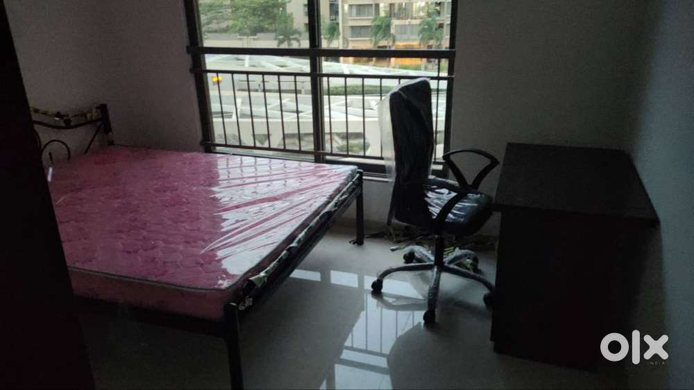 Single Occupancy in Manhattan,Pride World City