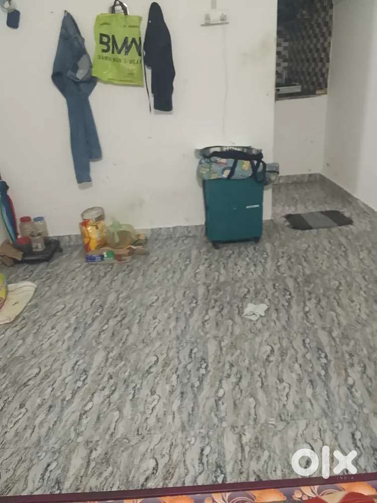 Required in female room partner