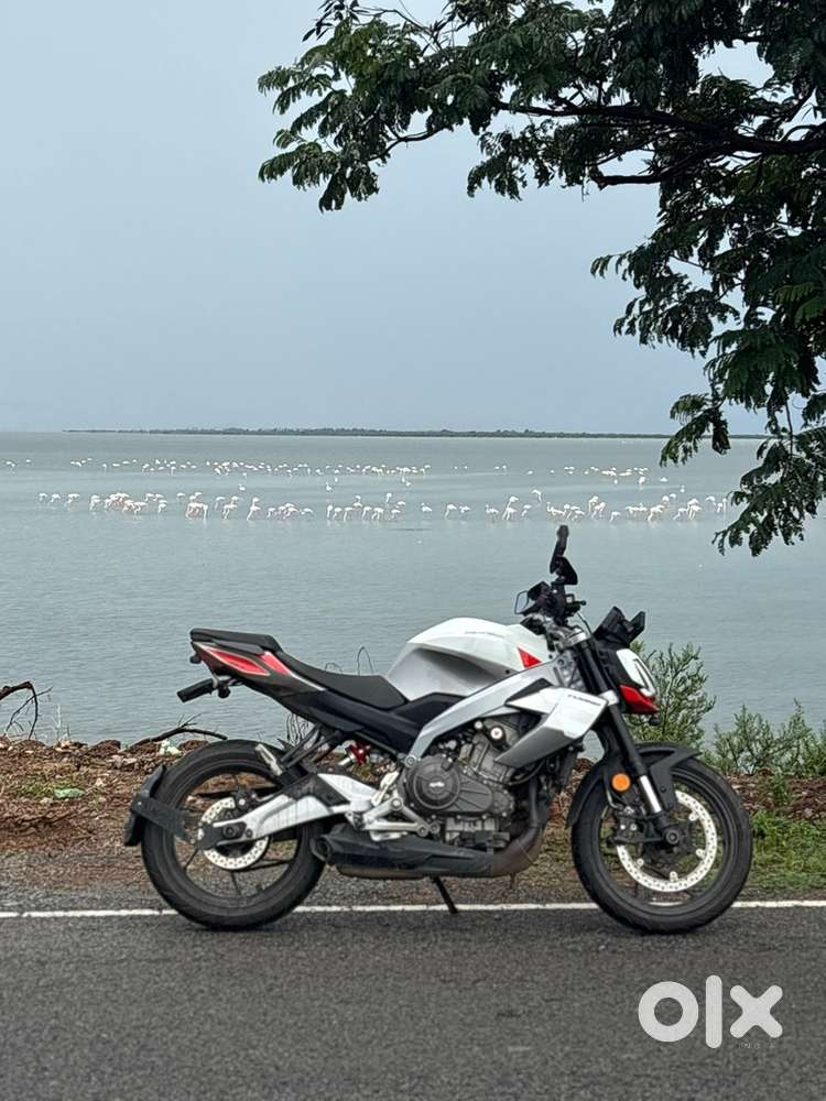 Proper maintianed Aprilia Tuono 457 for sale