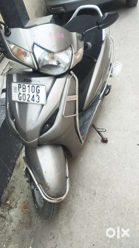 Activa 4g new condition like Rocket