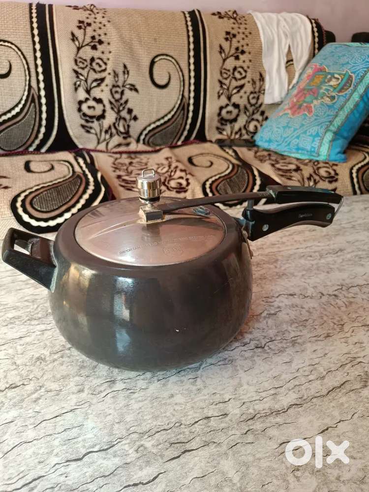 Hawkins Pressure Cooker 5 Ltr.