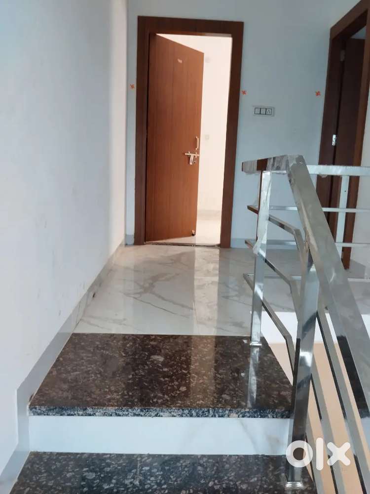 1 independent room with attached lat bath semi furnished