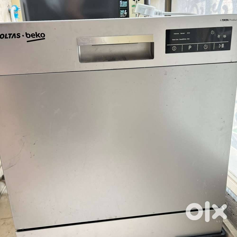 Voltas Beko 8 Place Table Top Dishwasher