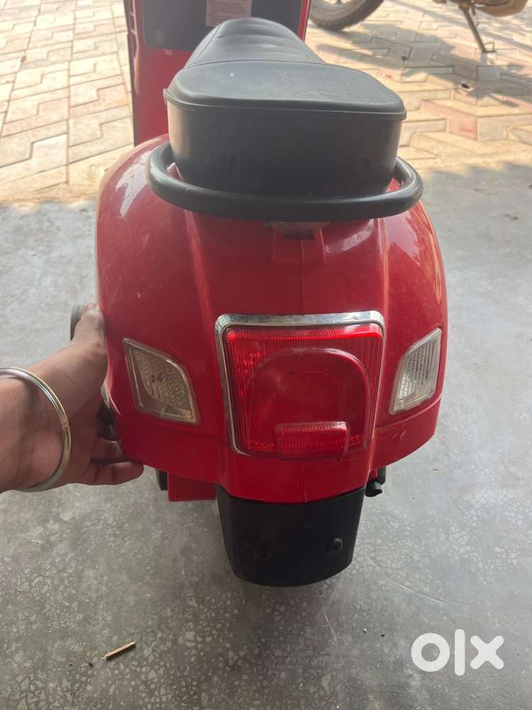 Battrey scoter new condition all working