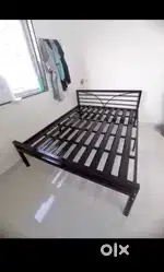 New Metal Queen Size Bed