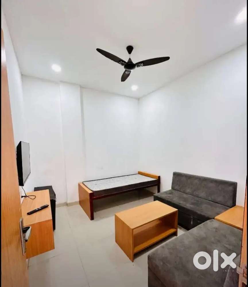 Independent 2BK fully furnished flat for rent in Tulsi Nagar