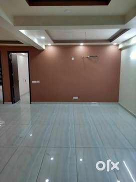 On road big size flat available for sale in railway road sector 5 ggn