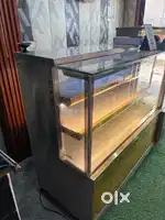Counter refrigerator