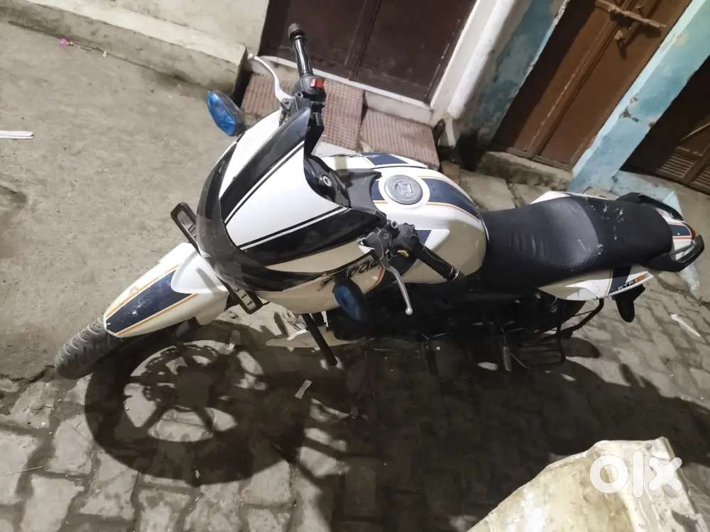 Mst gadi h koi kami nhi h