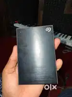 Segate 2 TB hard drive