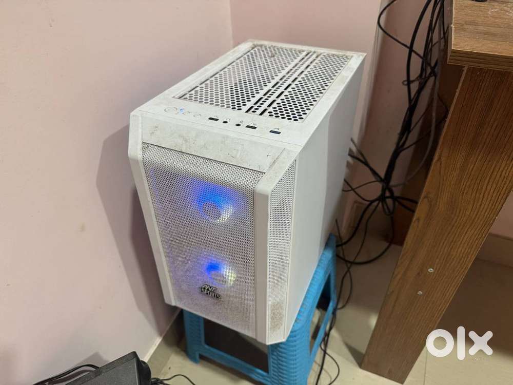 Gaming Computer (Details in Description)