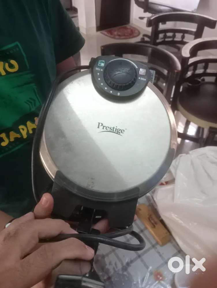 Prestige roti maker