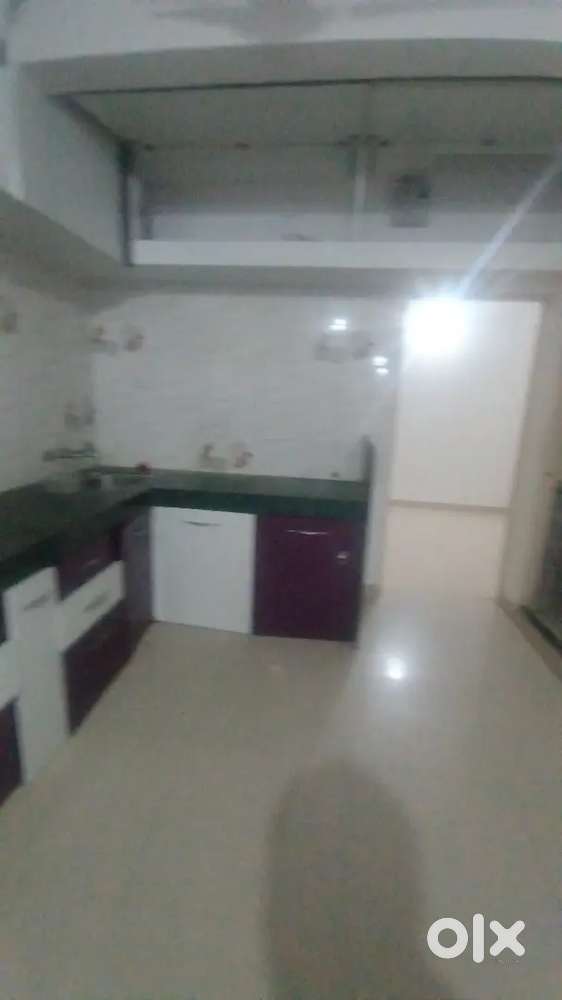 1 Rk 1bhk 2bhk for rent Near Katraj Bus stop