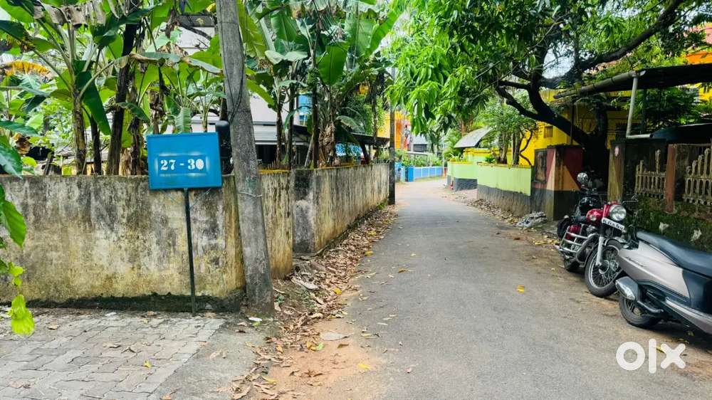 5 cent land for sale at olari