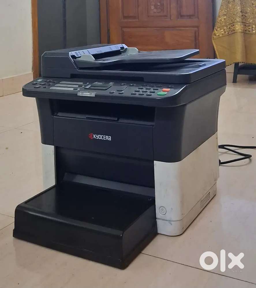 XEROX MACHINE