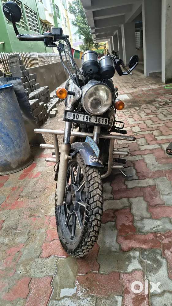 Selling 2015 royal enfield thunderbird